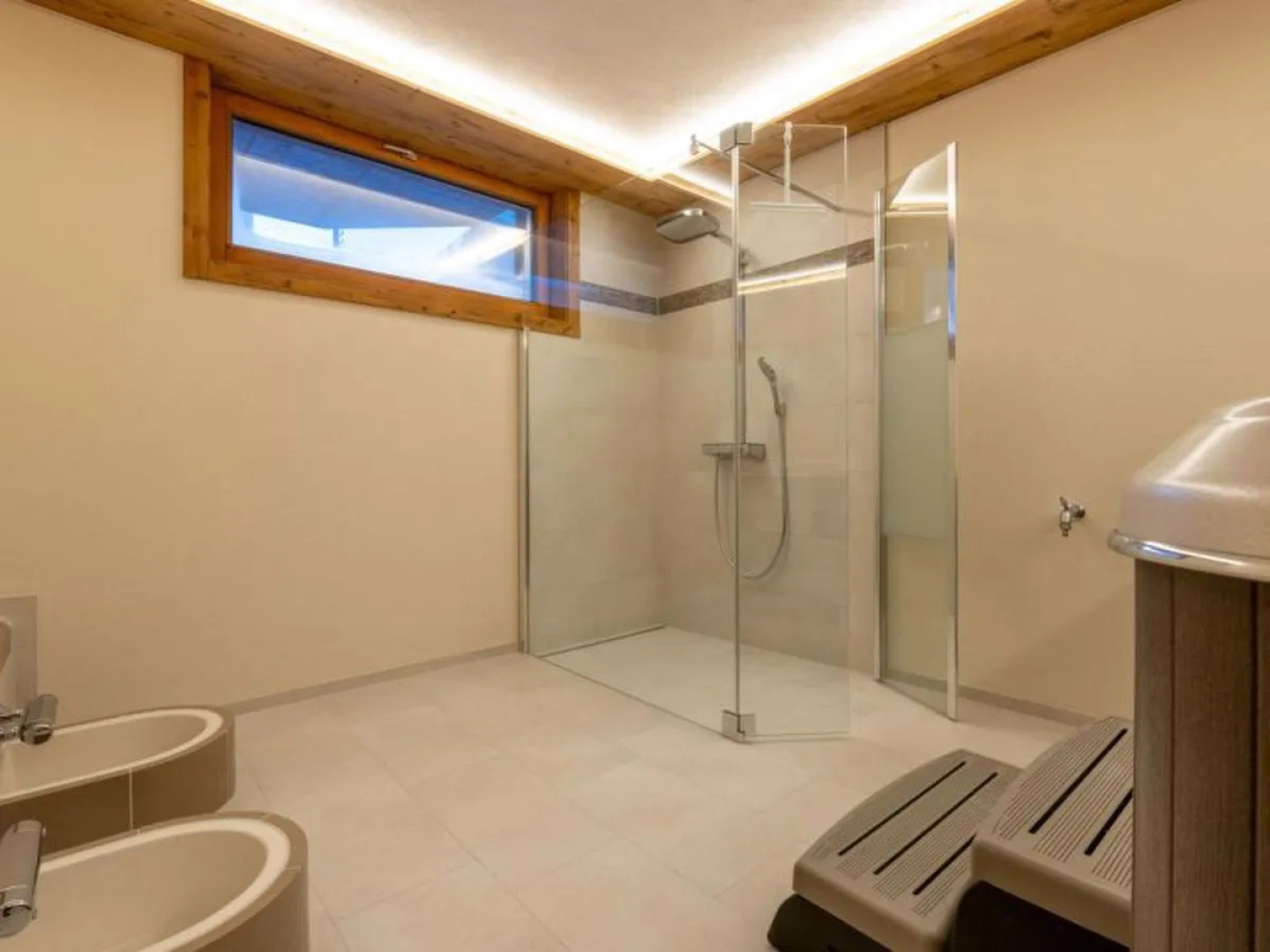 Haus Alpenrose 18518