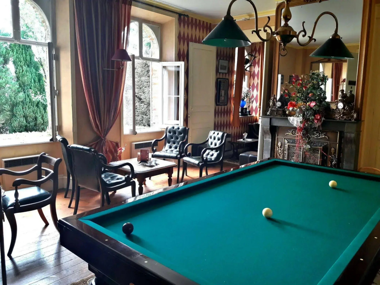 Logis Le Clos du Montvinage Rest. Auberge Val De lOise