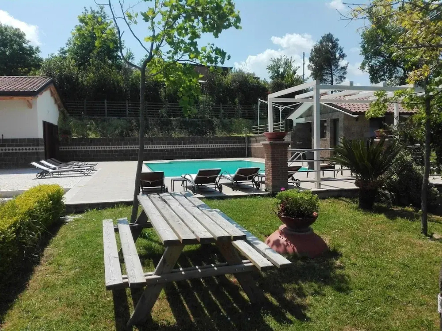 Apartment With 3 Bedrooms in Bosco di Caiazzo, With Wonderful Mountain View, Shared Pool, Enclosed Garden