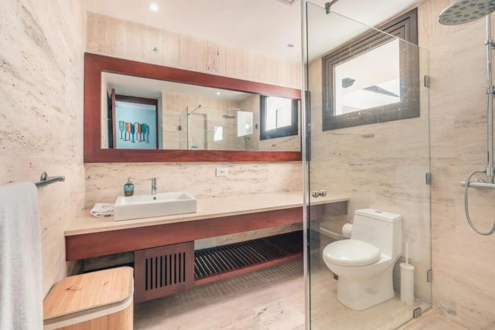 Outstanding El Portillo 2BR Apt