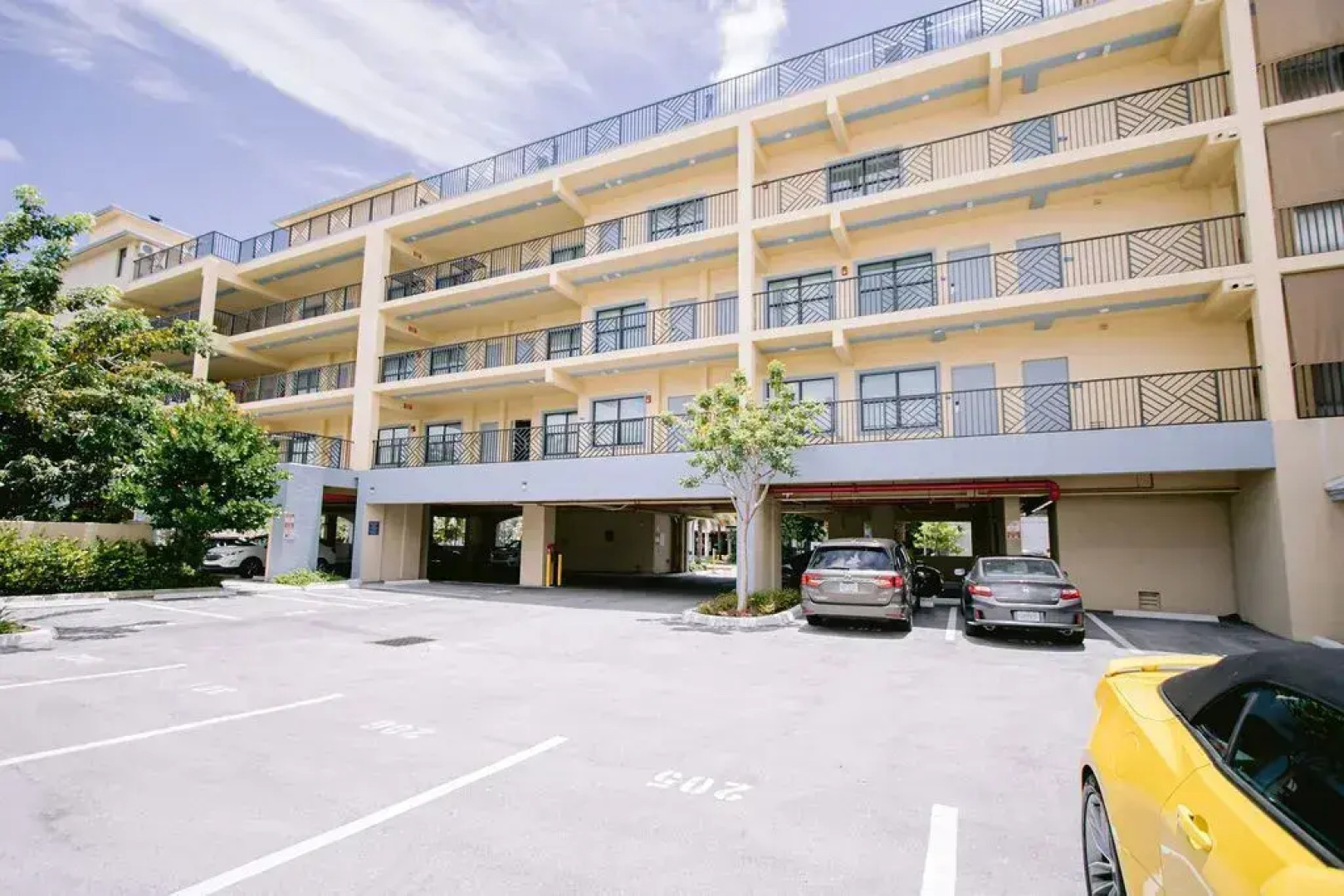 Vistalmar Beach Resort