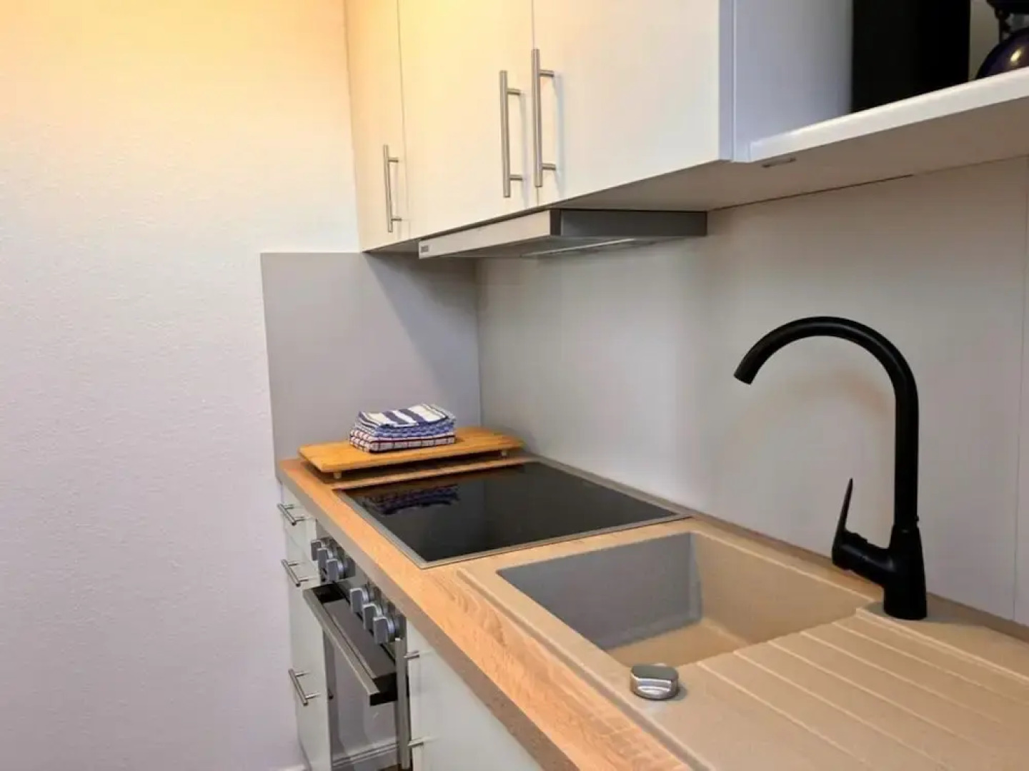 Langeness Modern Retreat