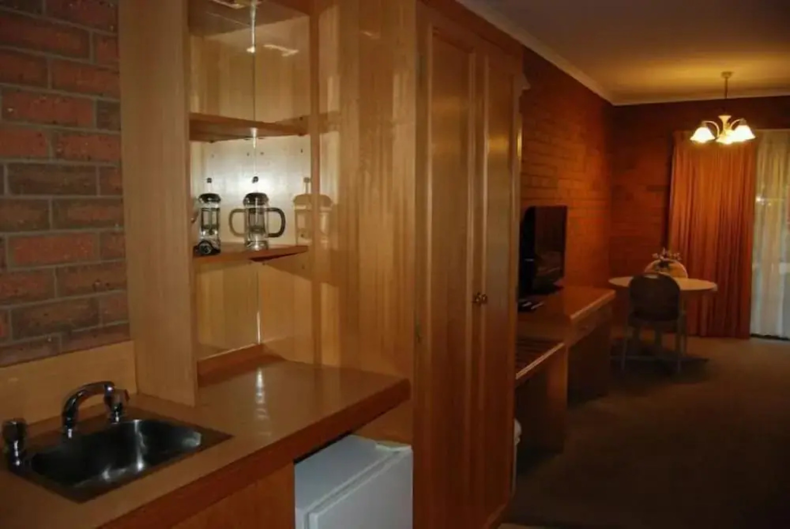 Sportslander Motor Inn