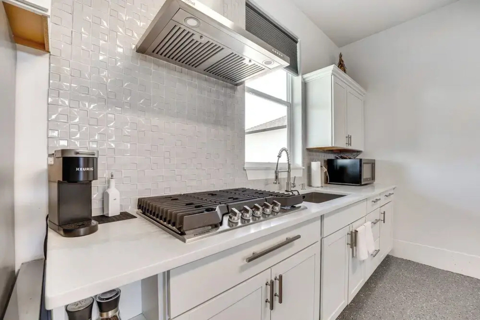 Pasco Studio Vacation Rental w/ Private Patio!