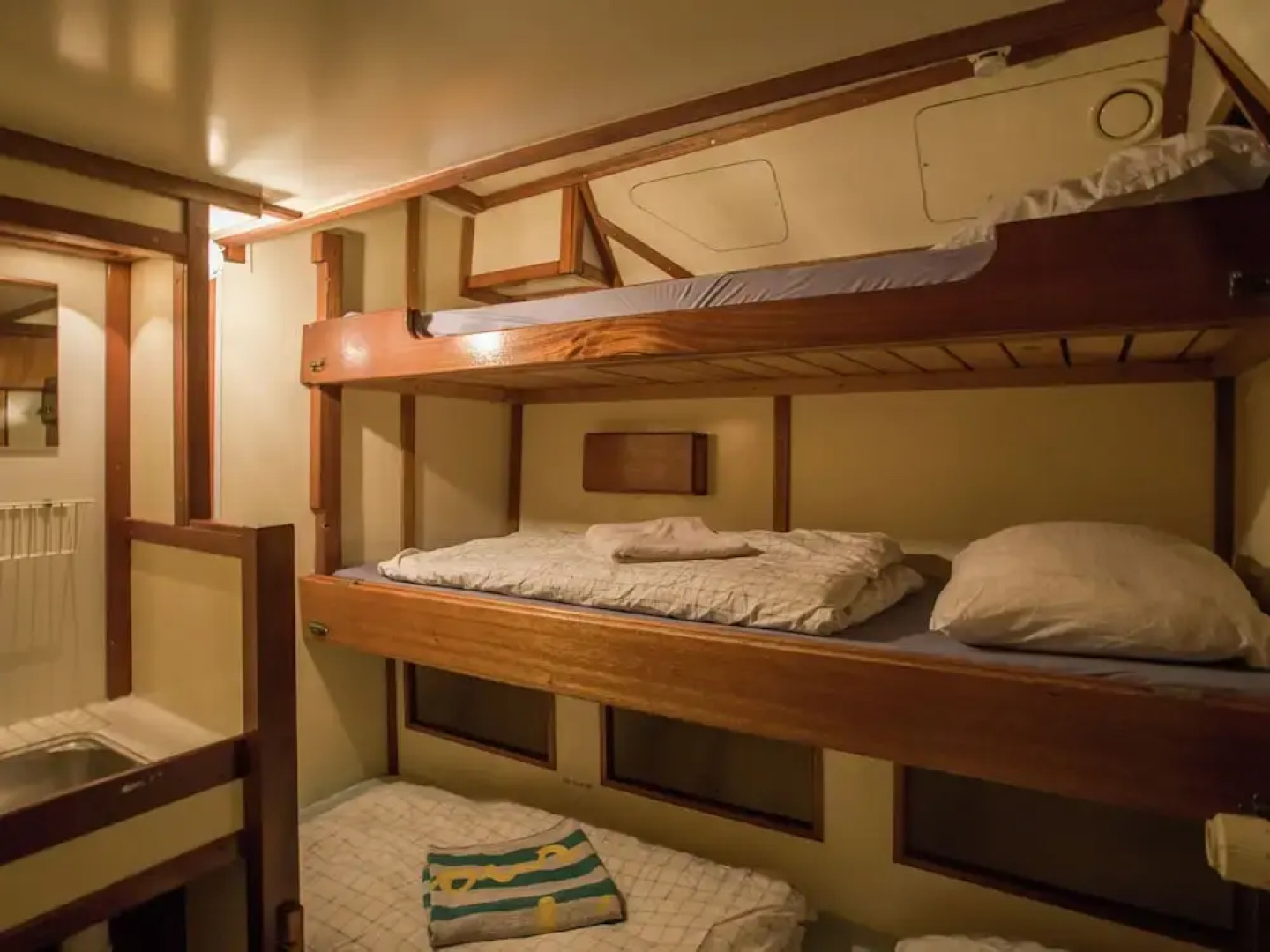 Marie Galante Holiday Boat