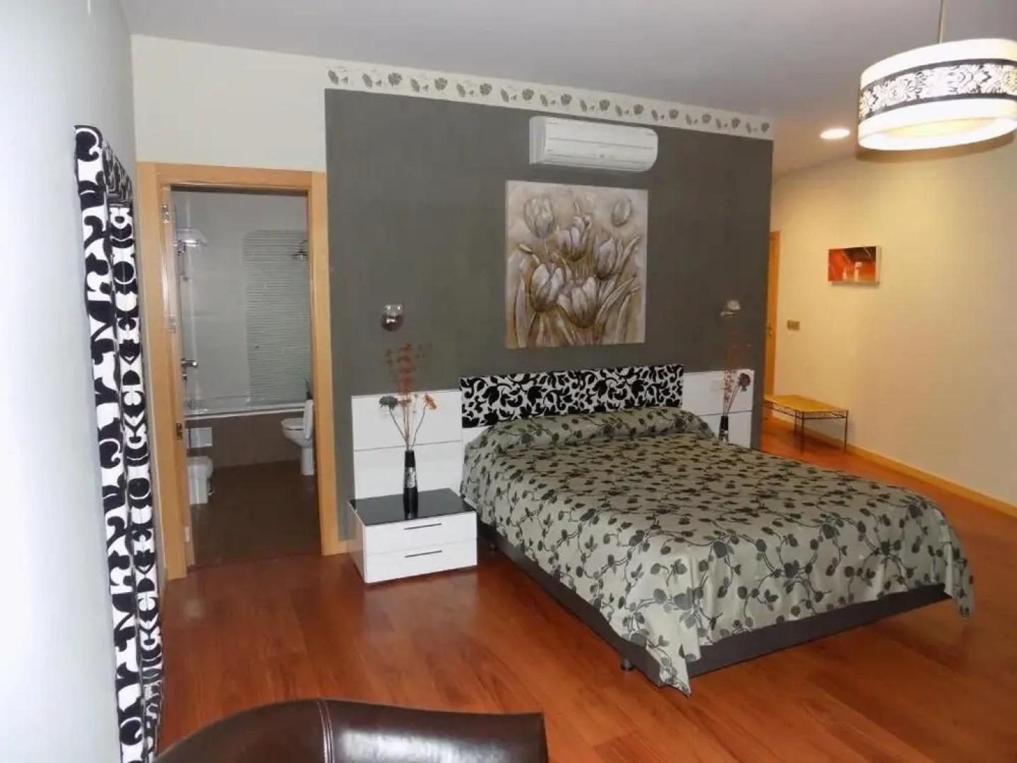 Hostal Restaurante Cuatro Caminos