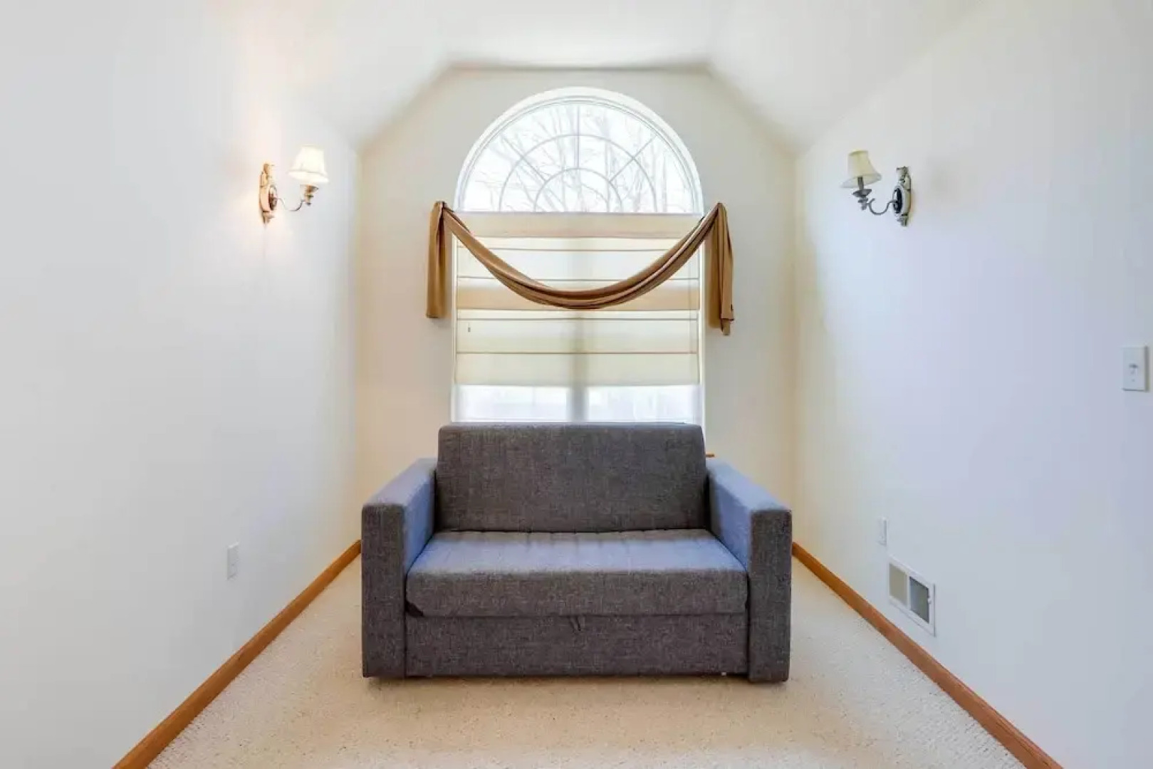 Deck, Game Room & Fire Pit: Poconos Retreat