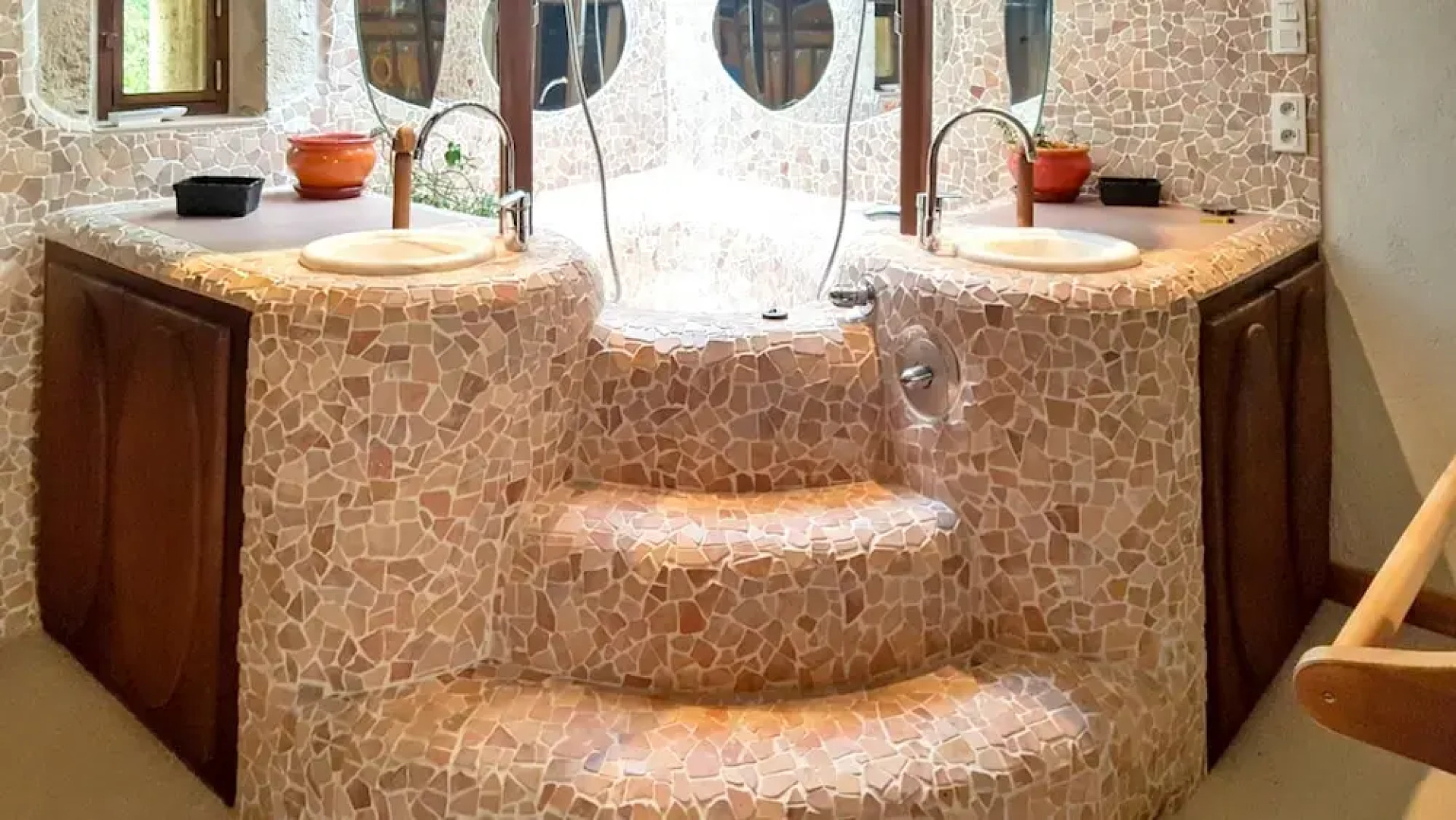 House With 4 Bedrooms in Crastes, With Wonderful Mountain View, Privat