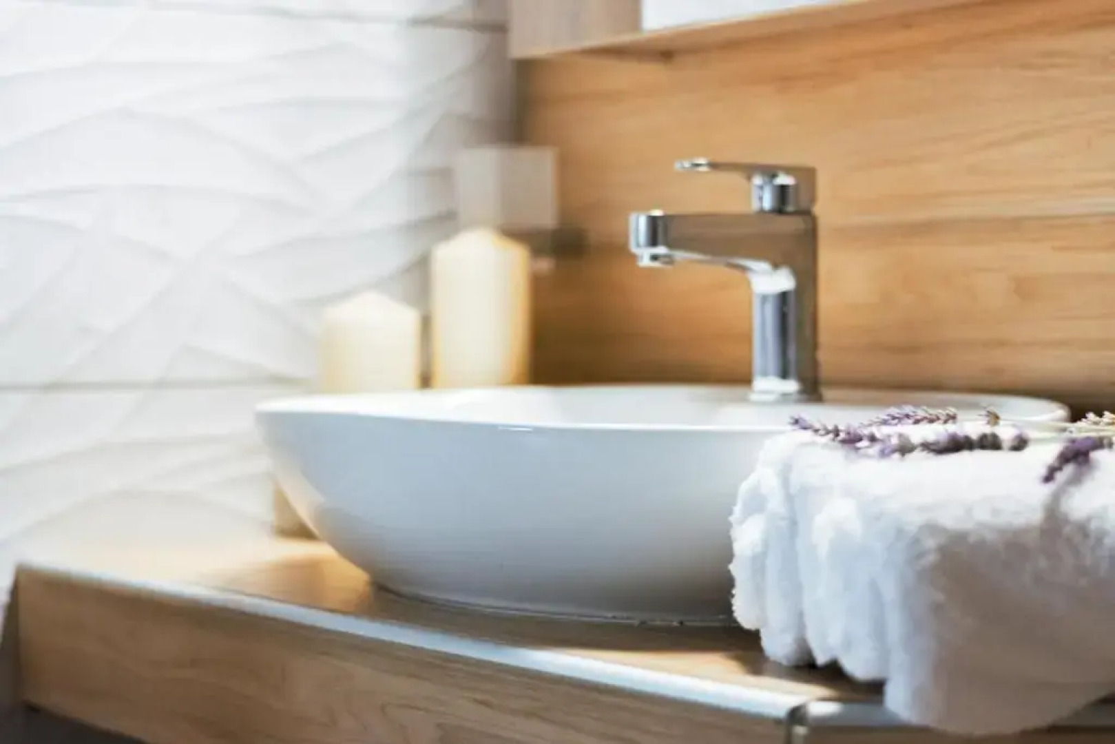 Design Suites Efharis (Merlot)