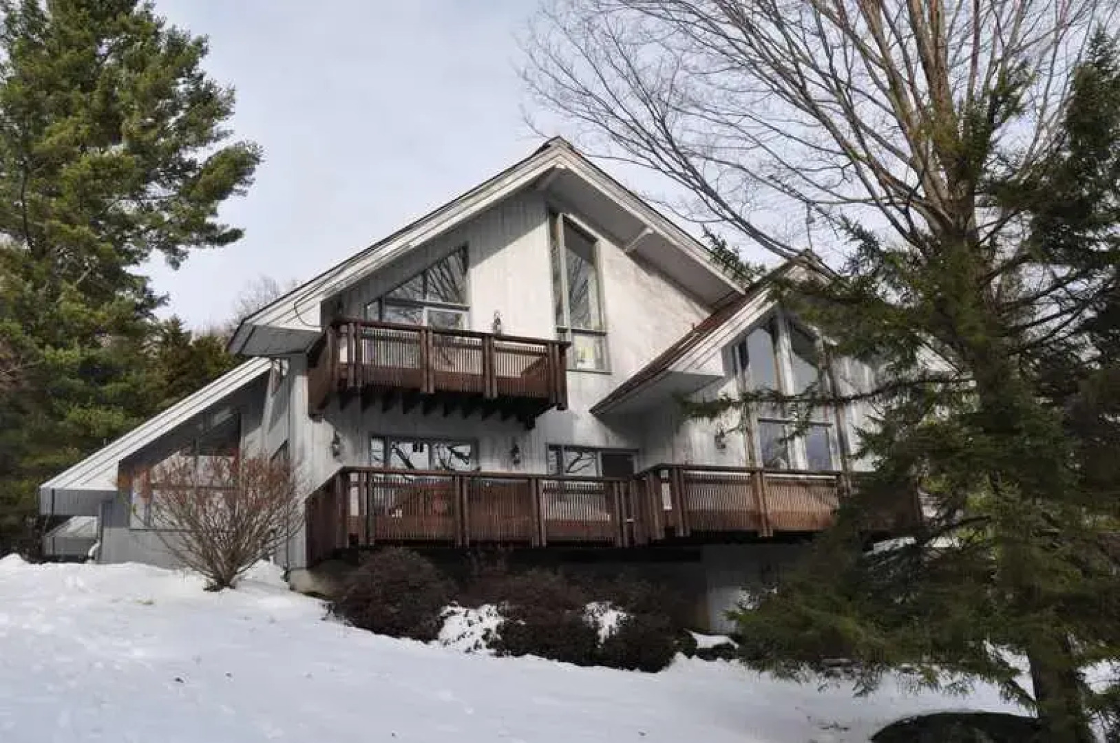 Shangri-La, Houses at Pittsfield