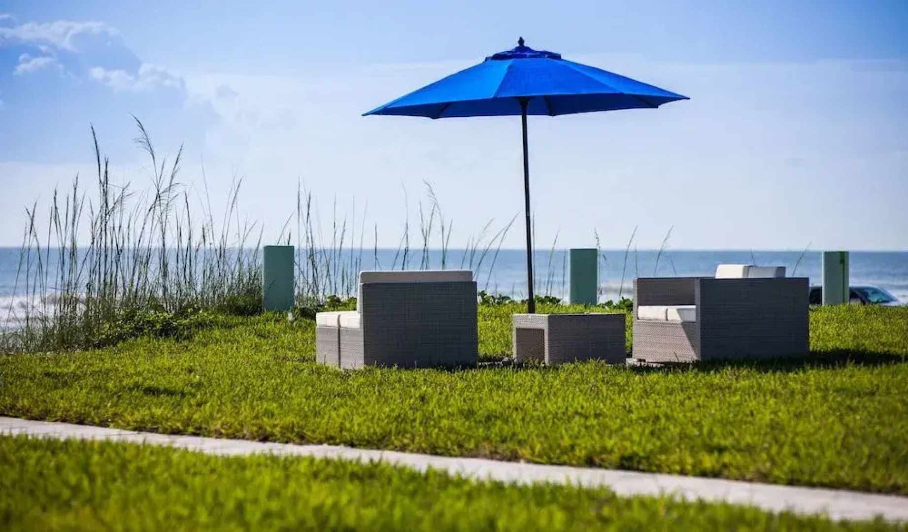 The Salty Mermaid Oceanfront Hotel