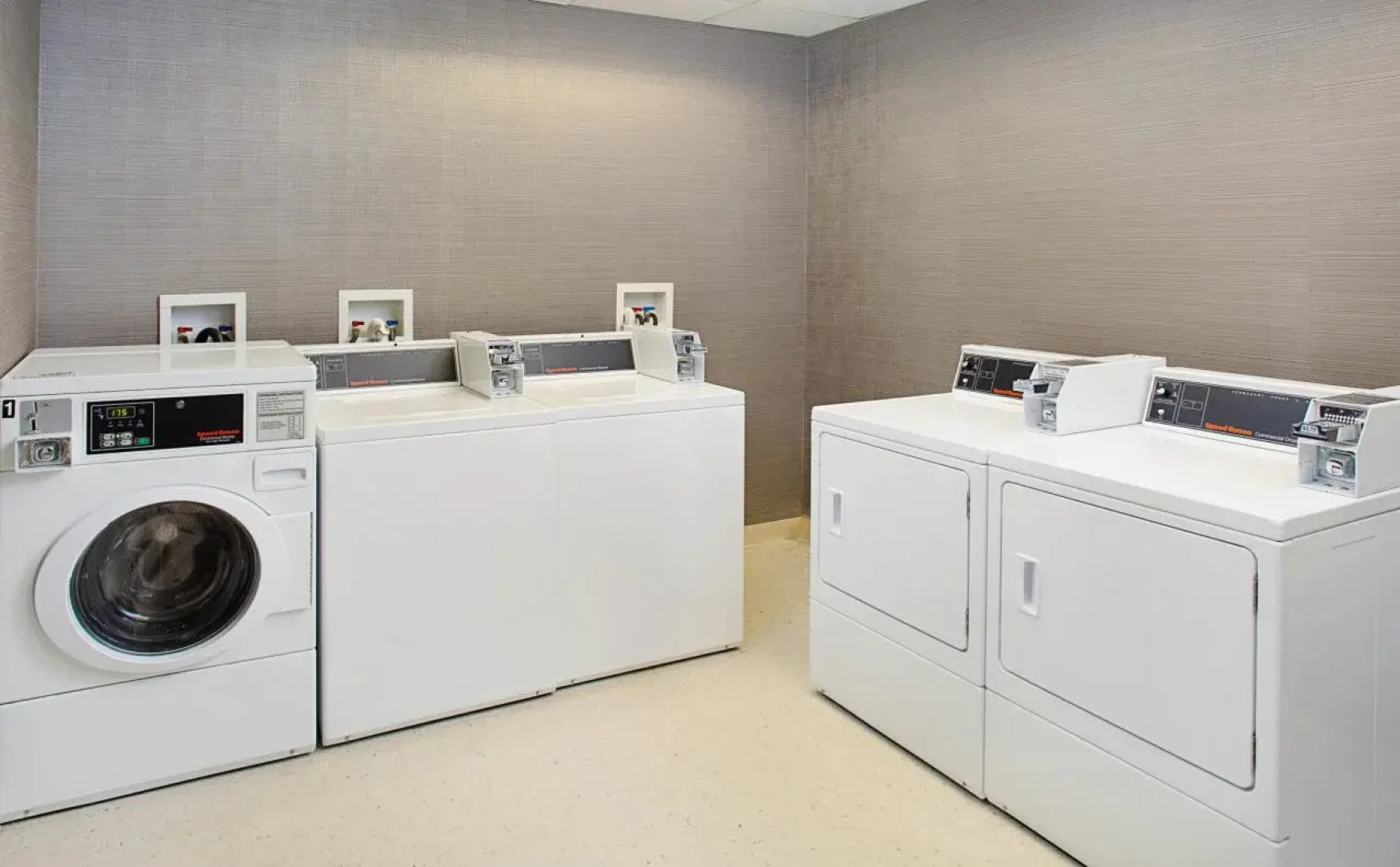 Courtyard by Marriott Atlantic City Beach Block