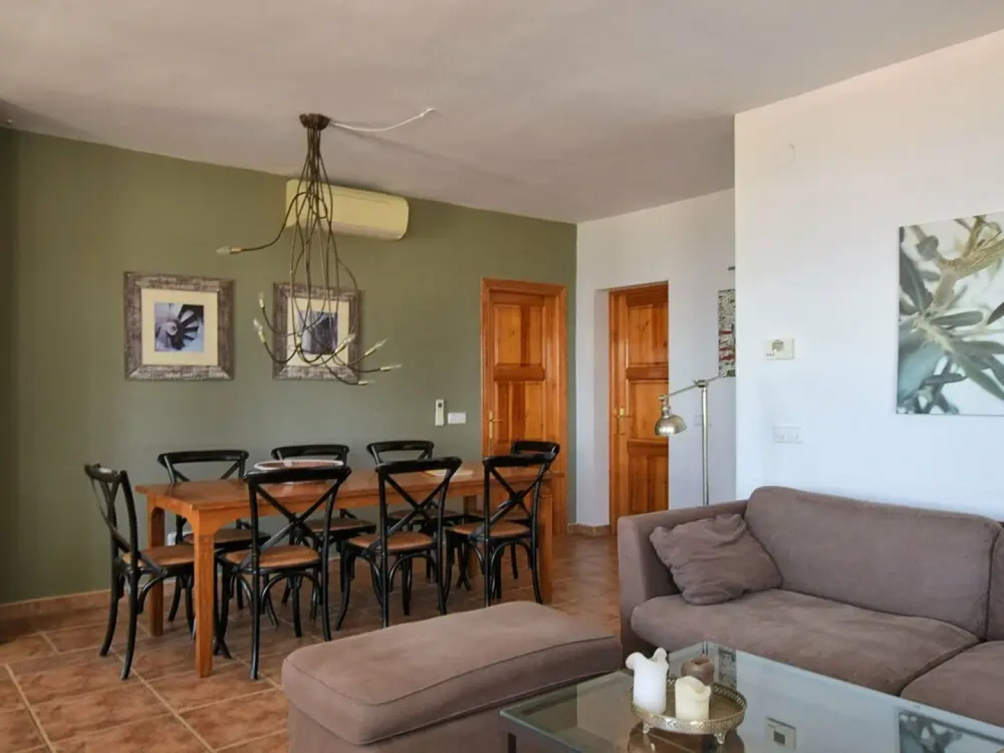 Gorgeous Villa in Sayalonga Costa del Sol with Swimming Pool