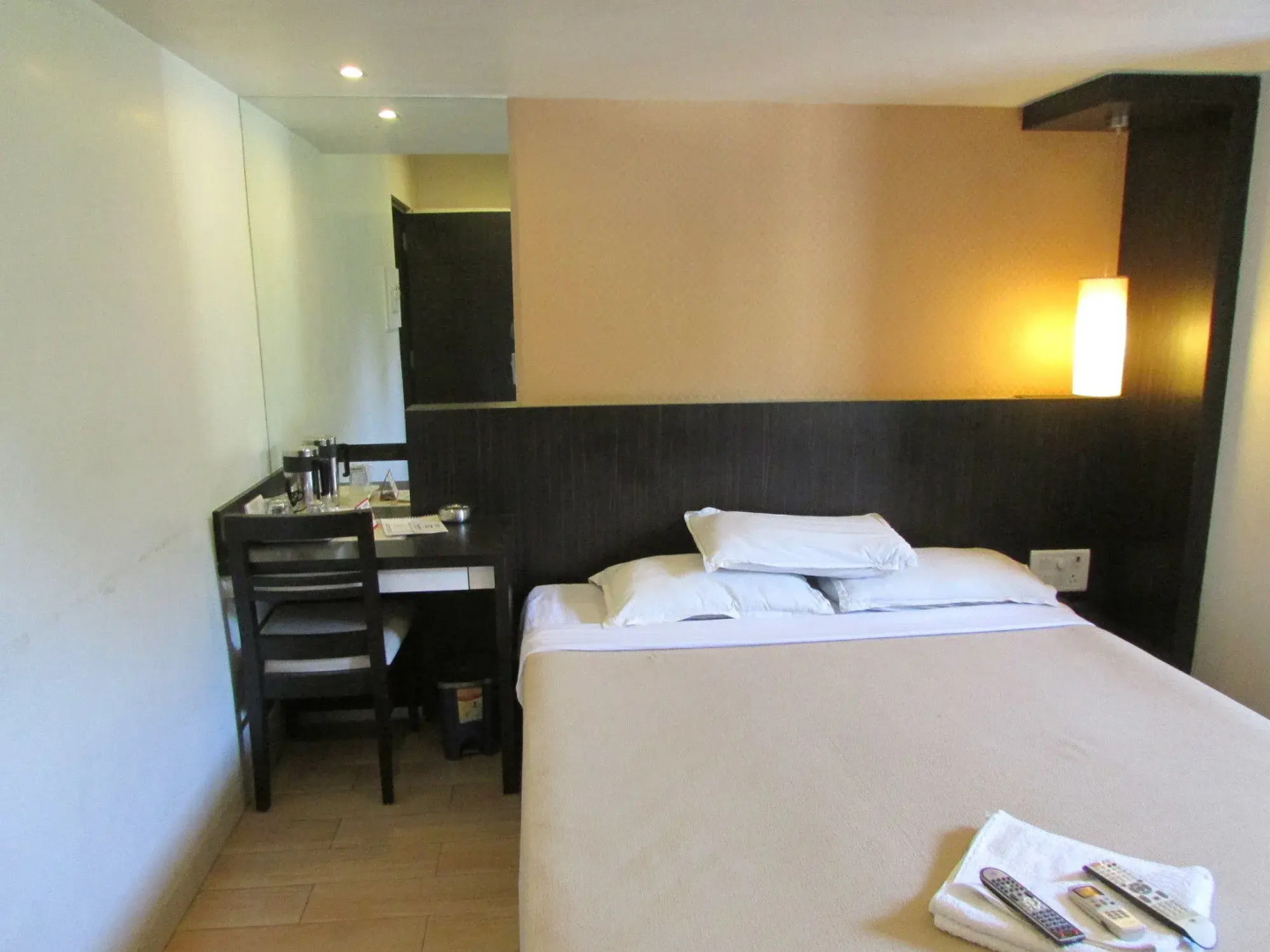 Capital O 74167 Hotel Mourya Residency