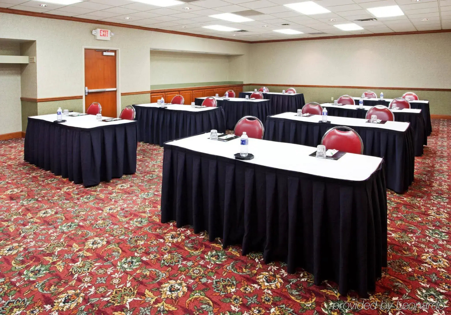 Holiday Inn Hotel & Suites Cincinnati - Eastgate by IHG