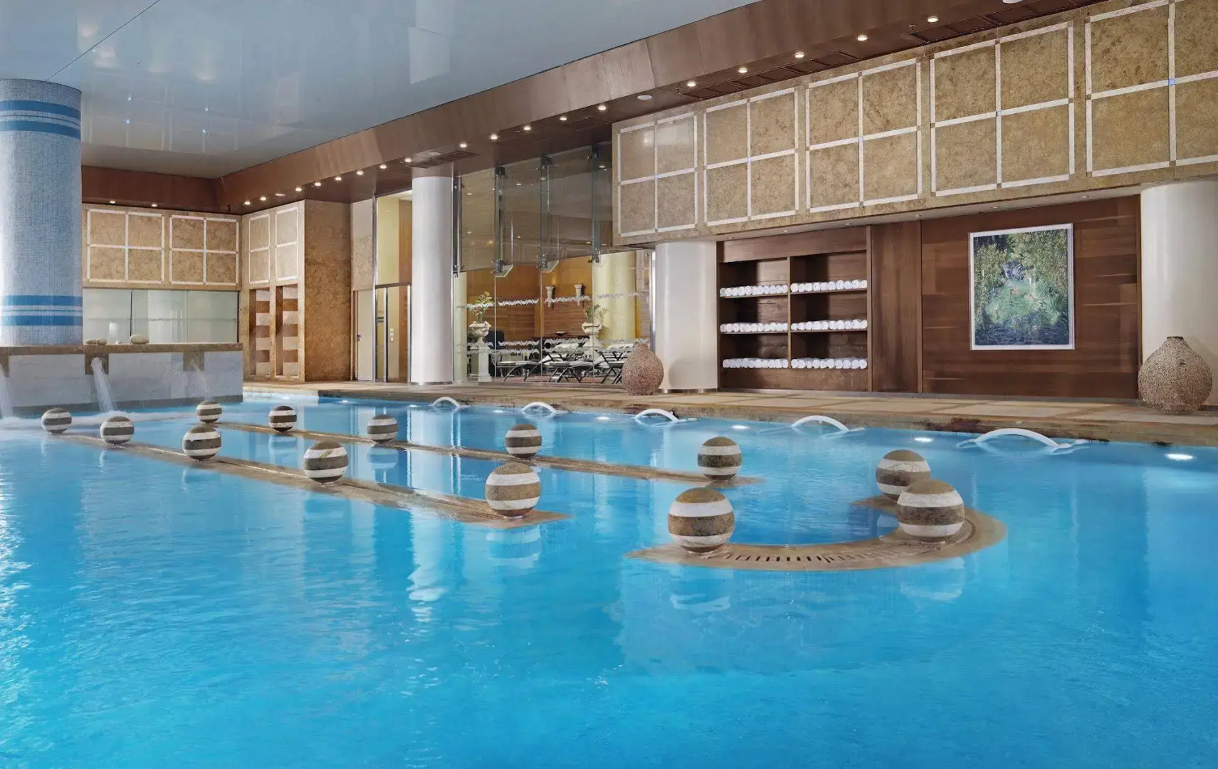 Divani Escape- Adults only