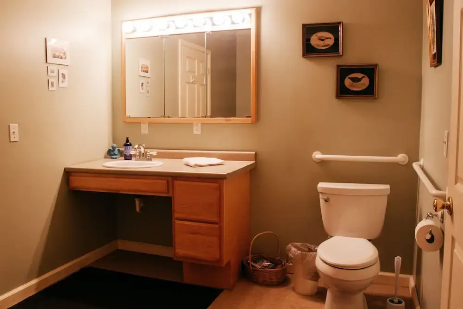 Wellnesste Lodge and Cabin Rentals