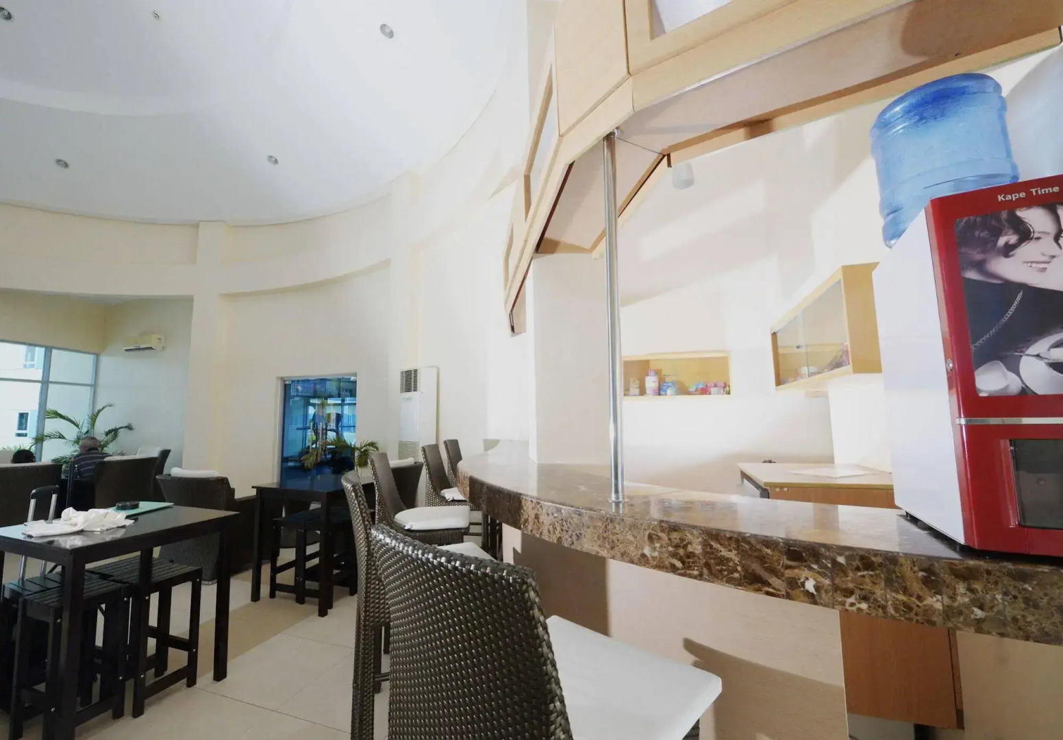 Mactan Seaside Apartments