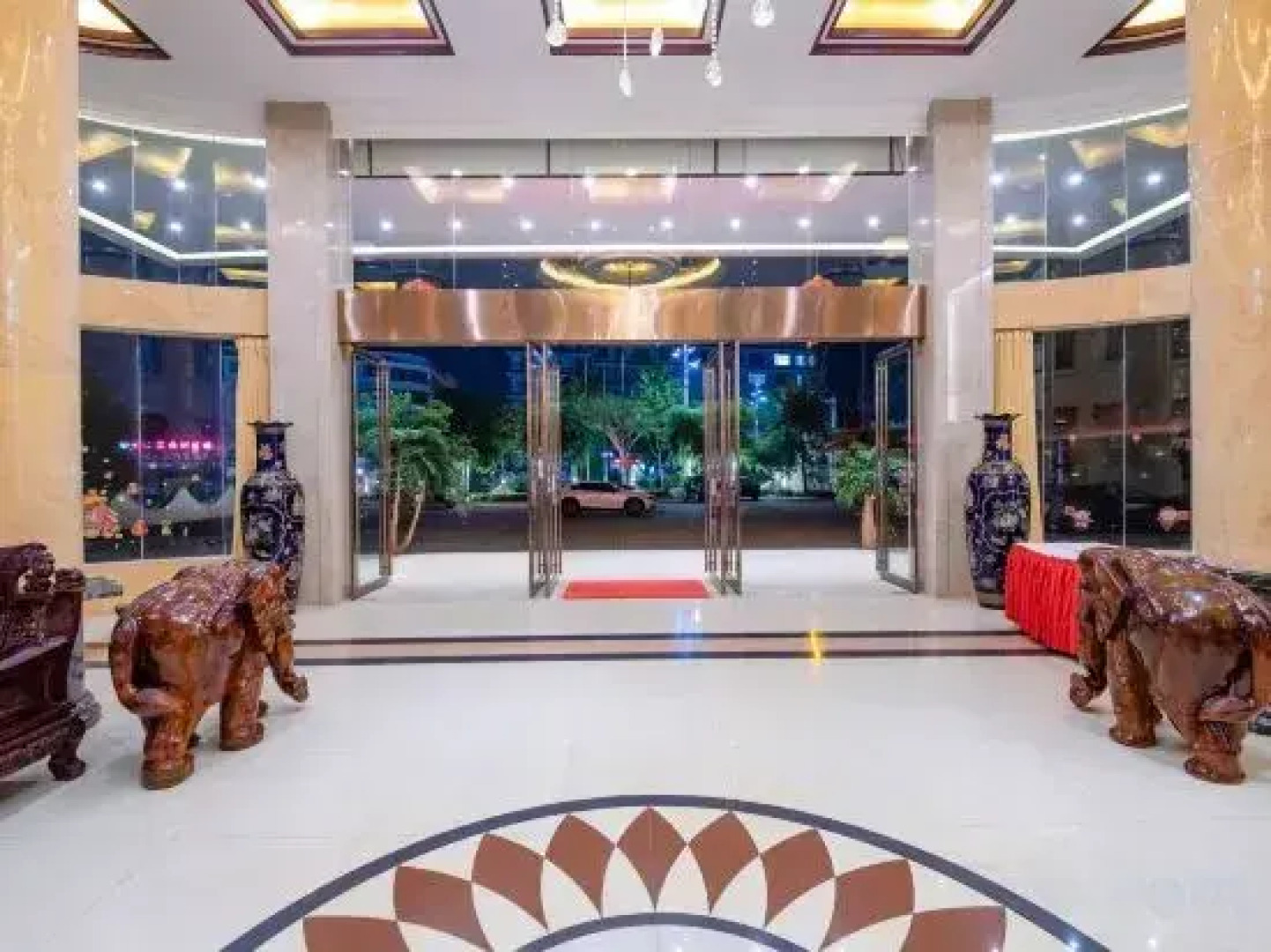 Xingfu Hotel