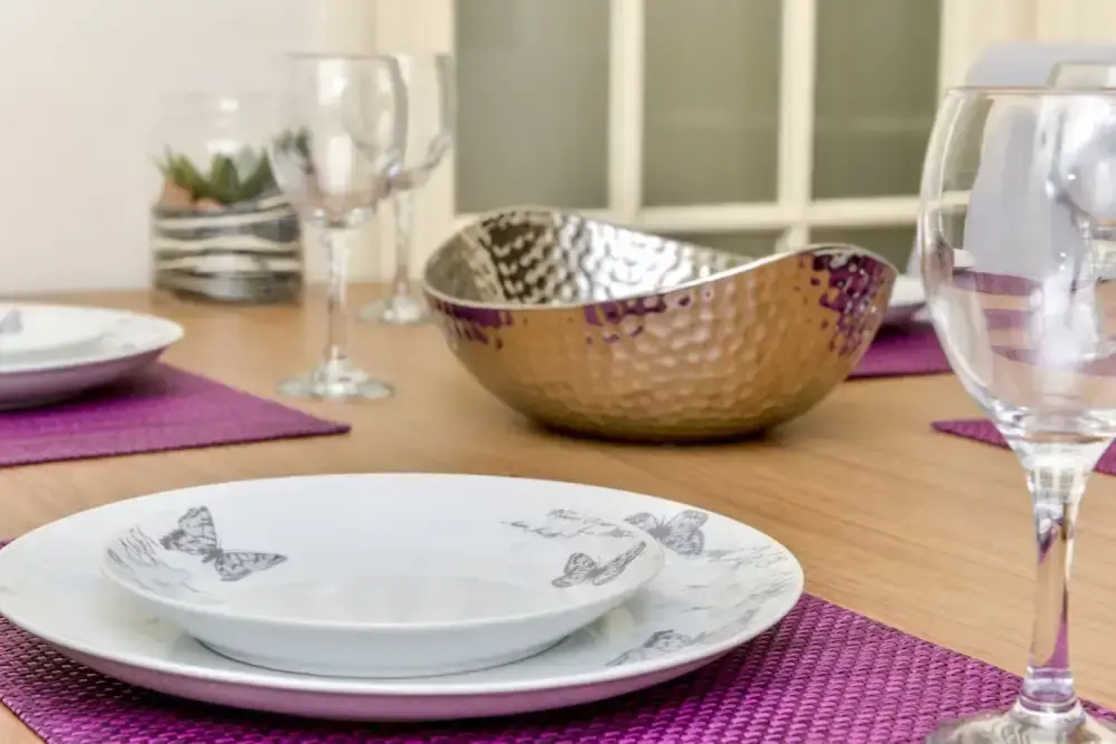 7 Scotgate by Vose Nights