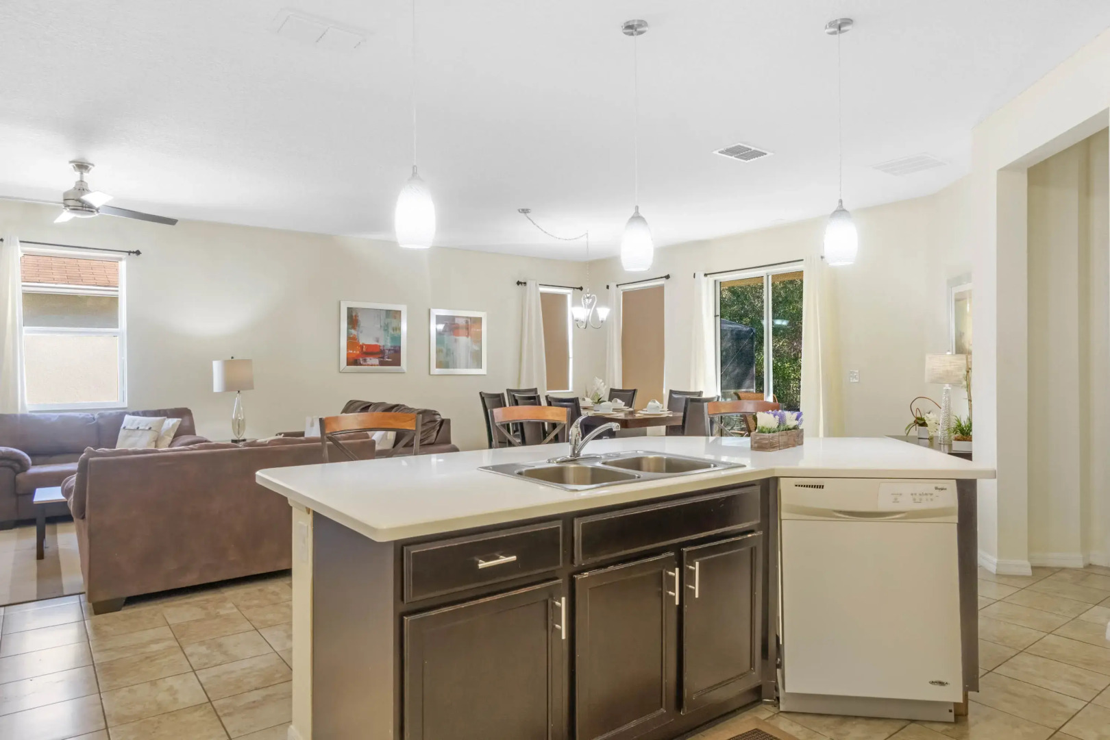 4 Bedrooms / 3 Bathrooms / Crystal Cove (4712 BD), Kissimmee, US