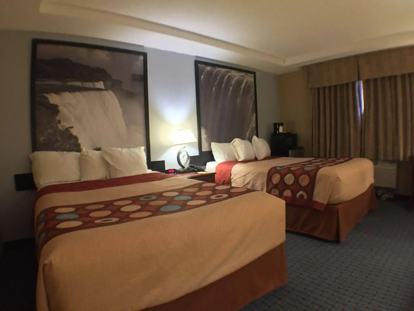 Super 8 Williamsville Buffalo Airport