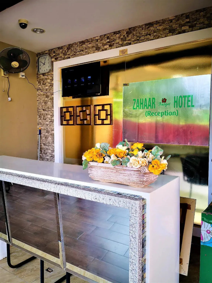 Zahaar Hotel