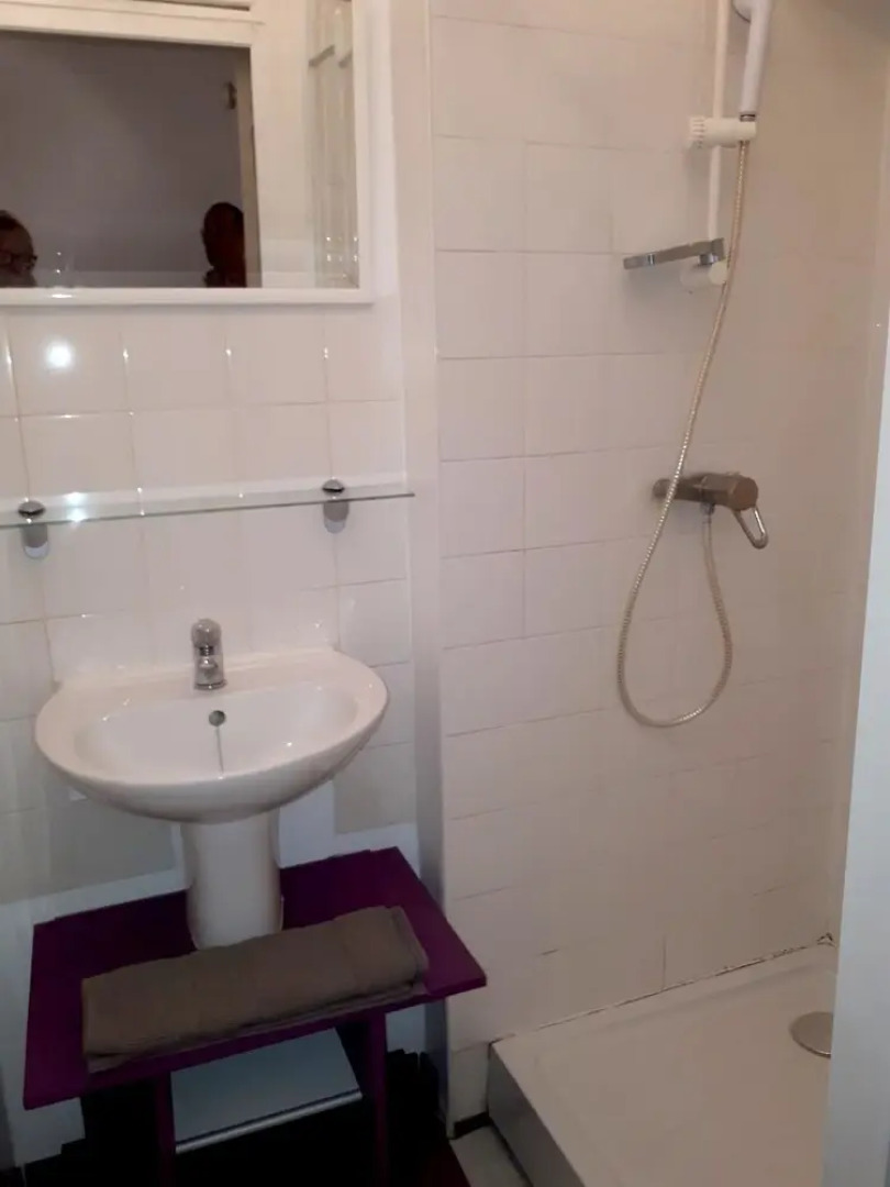 Studio in Ollioules, With Terrace and Wifi - 6 km From the Beach