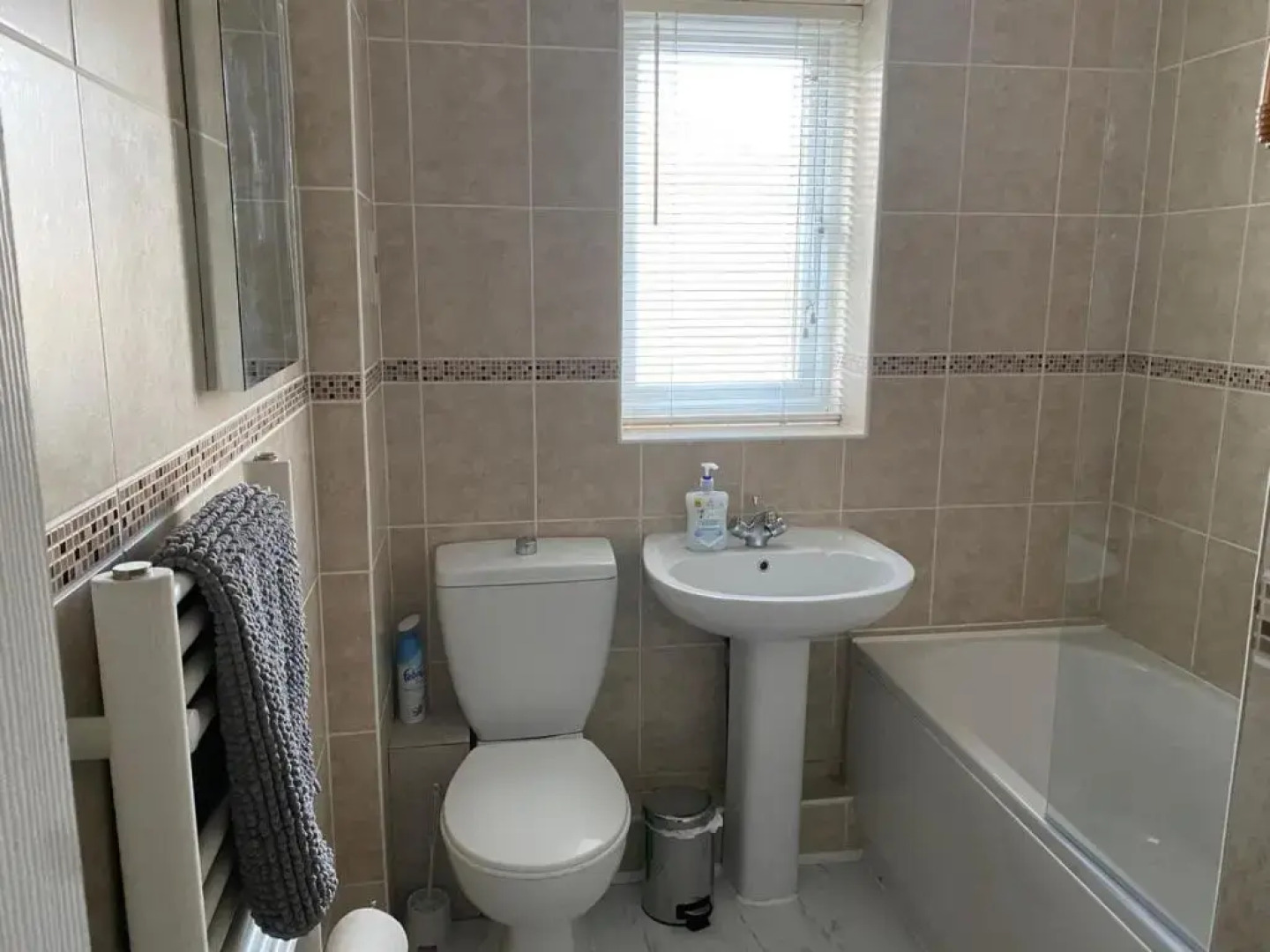 Riverside Park Ground Floor Apartment - St Neots