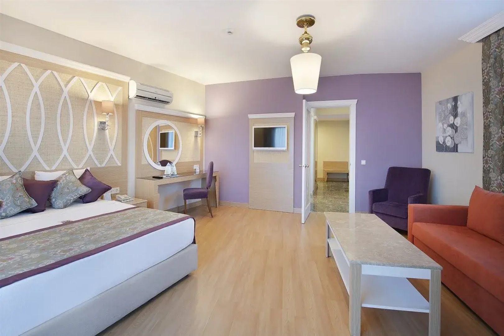 Quattro Beach Spa & Resort Hotel