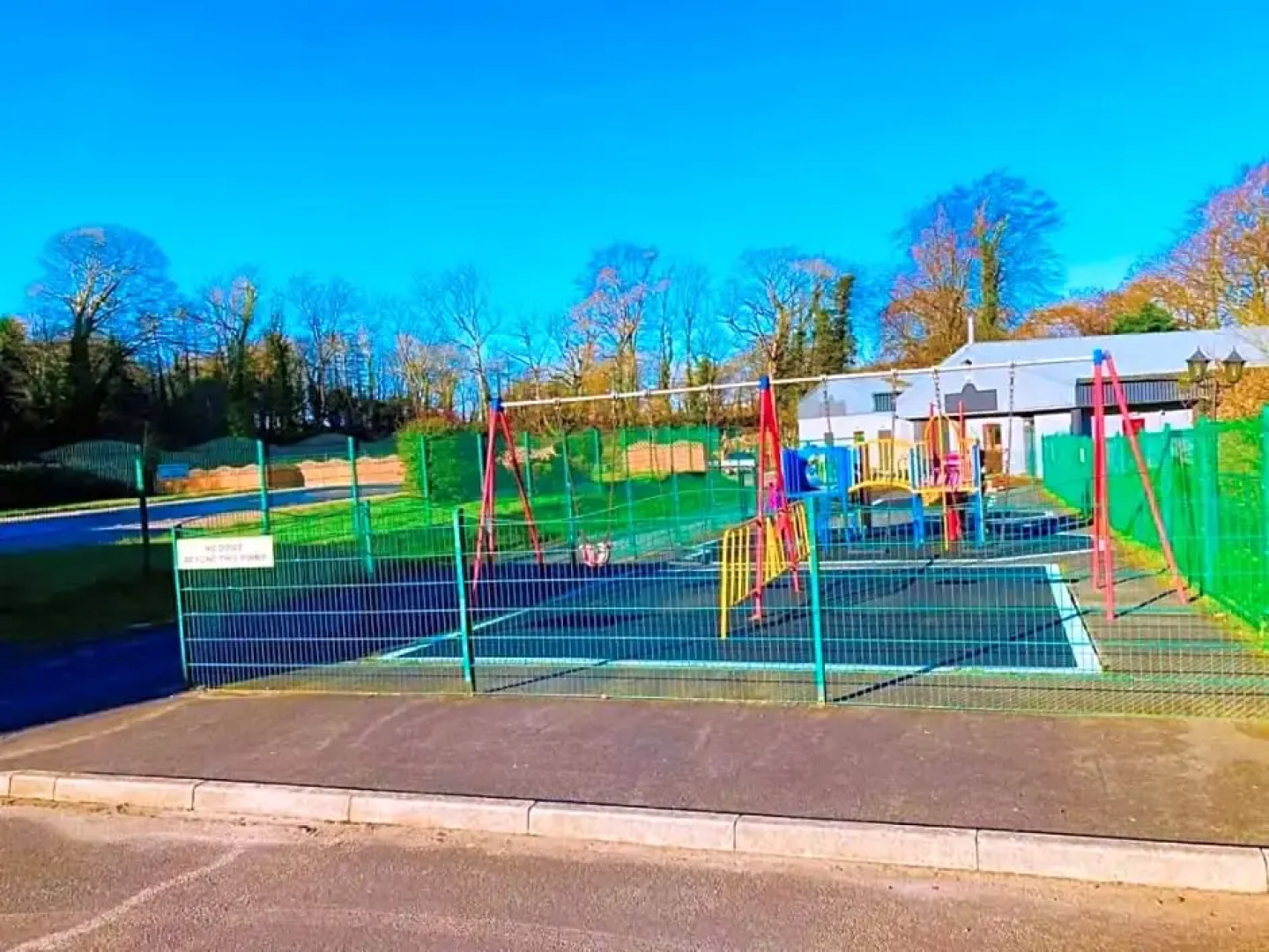 147 Snowdon Drive, Glan Gwna