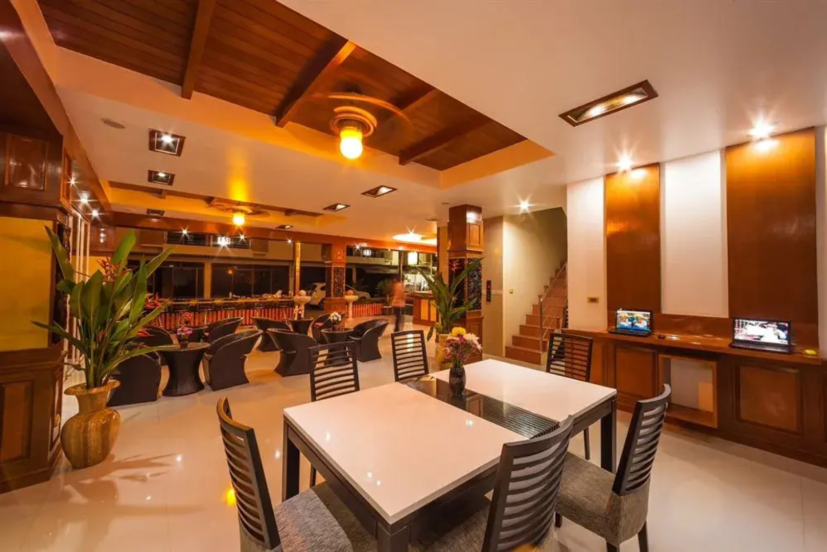 Million Patong Beach Resort