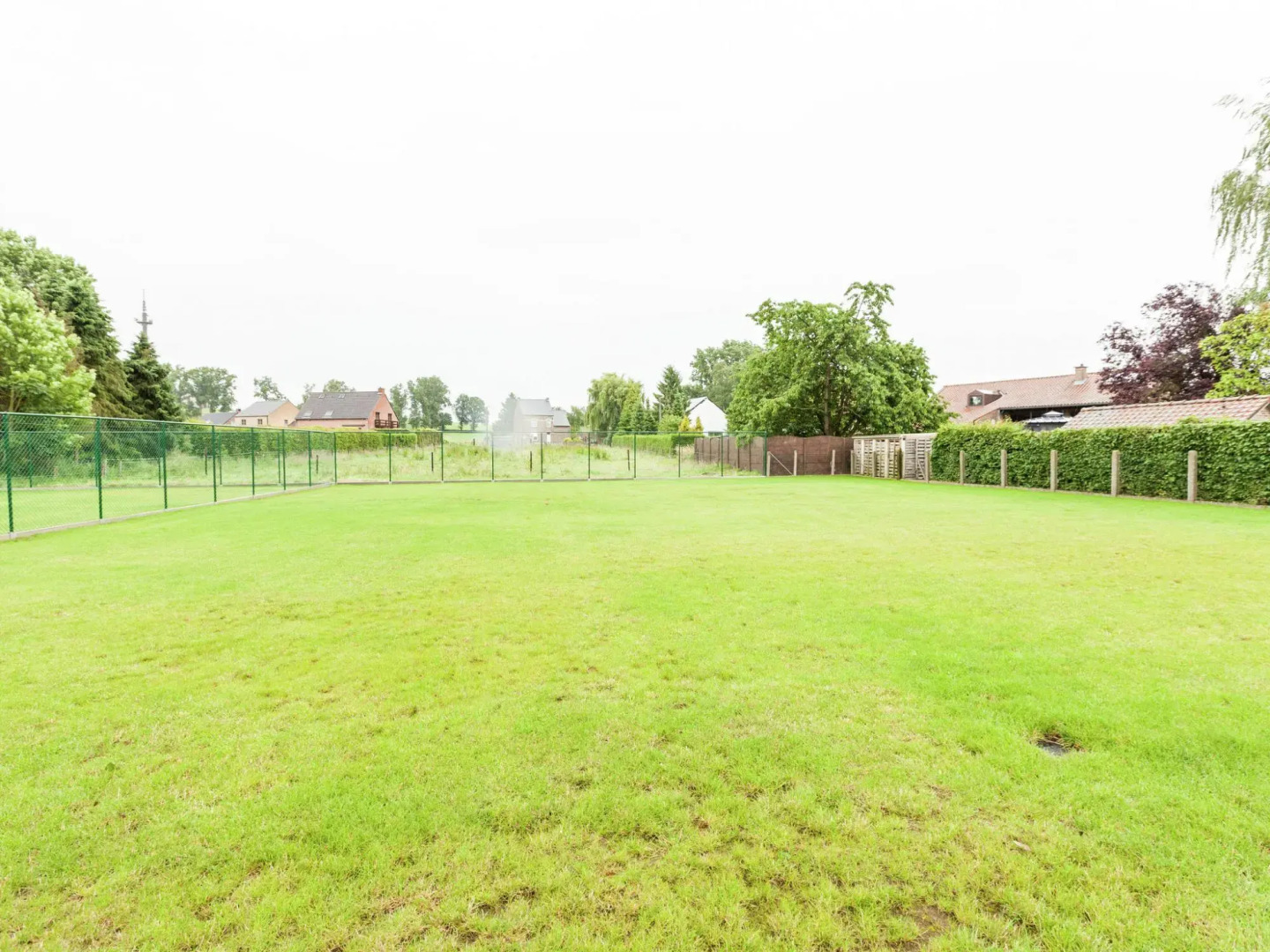 Luxurious Holiday Home in Glabbeek with Garden