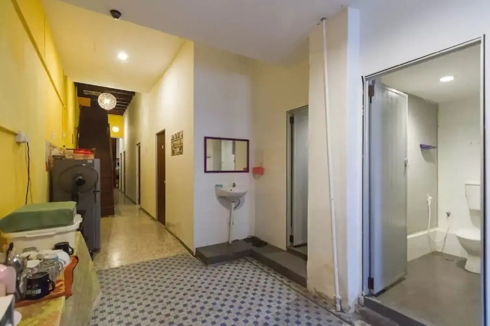 Cocoa Mews Cafe & Homestay - Hostel