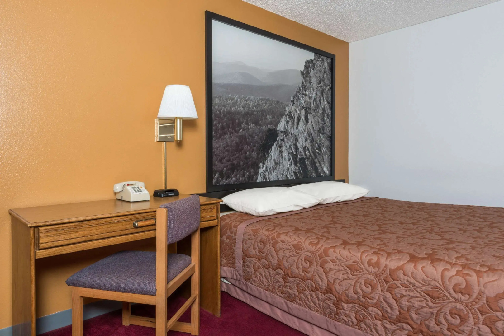 Super 8 by Wyndham Front Royal