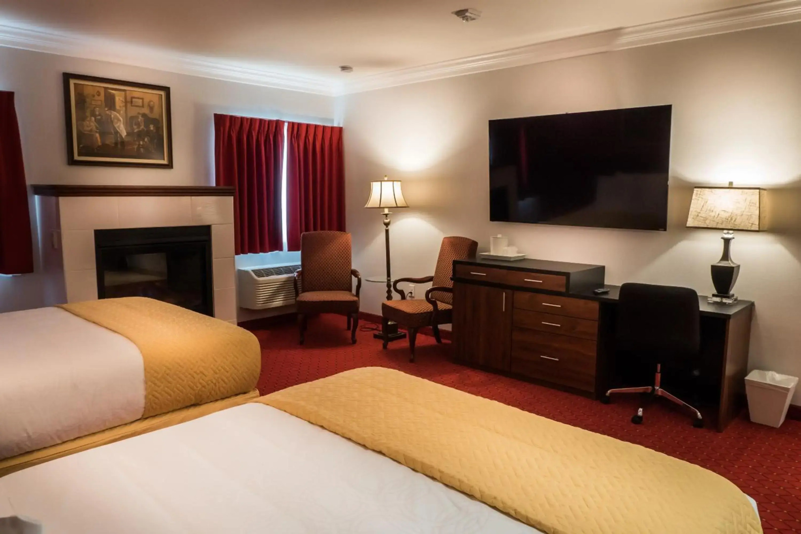 Skyline Hotel & Casino