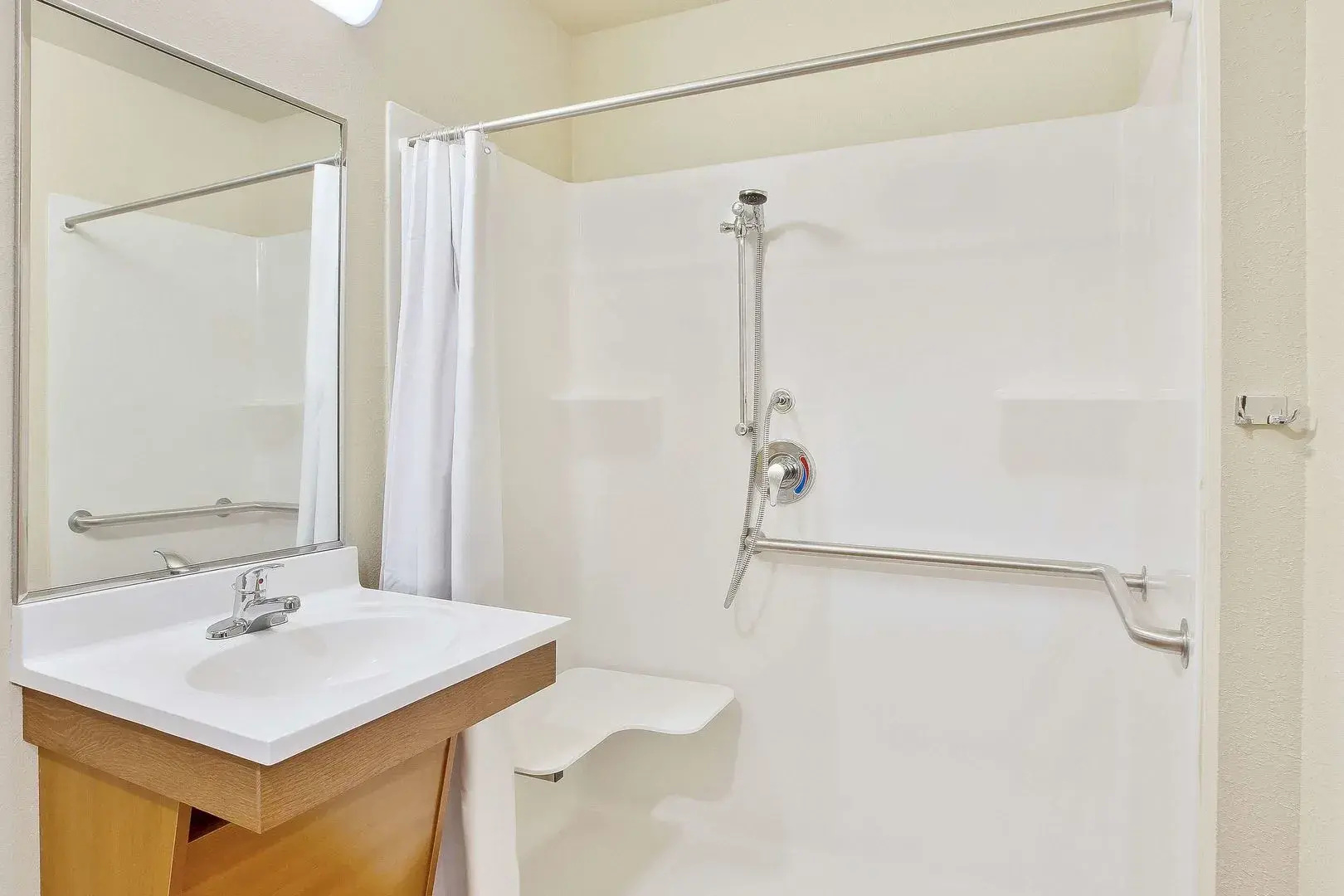 WoodSpring Suites Manassas Battlefield Park I-66