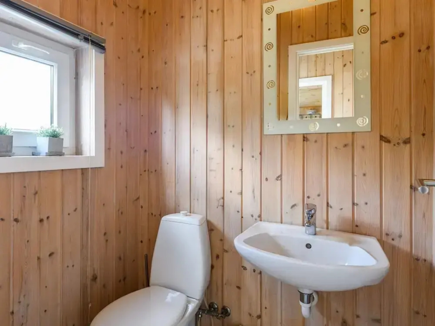 6 Person Holiday Home in Hemmet