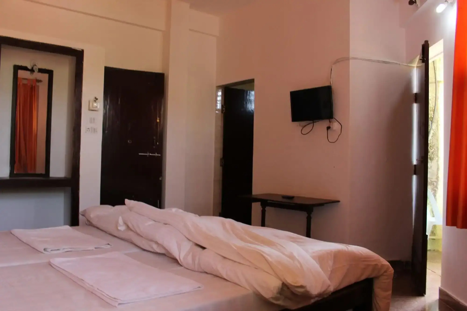 Poonam Village Resort