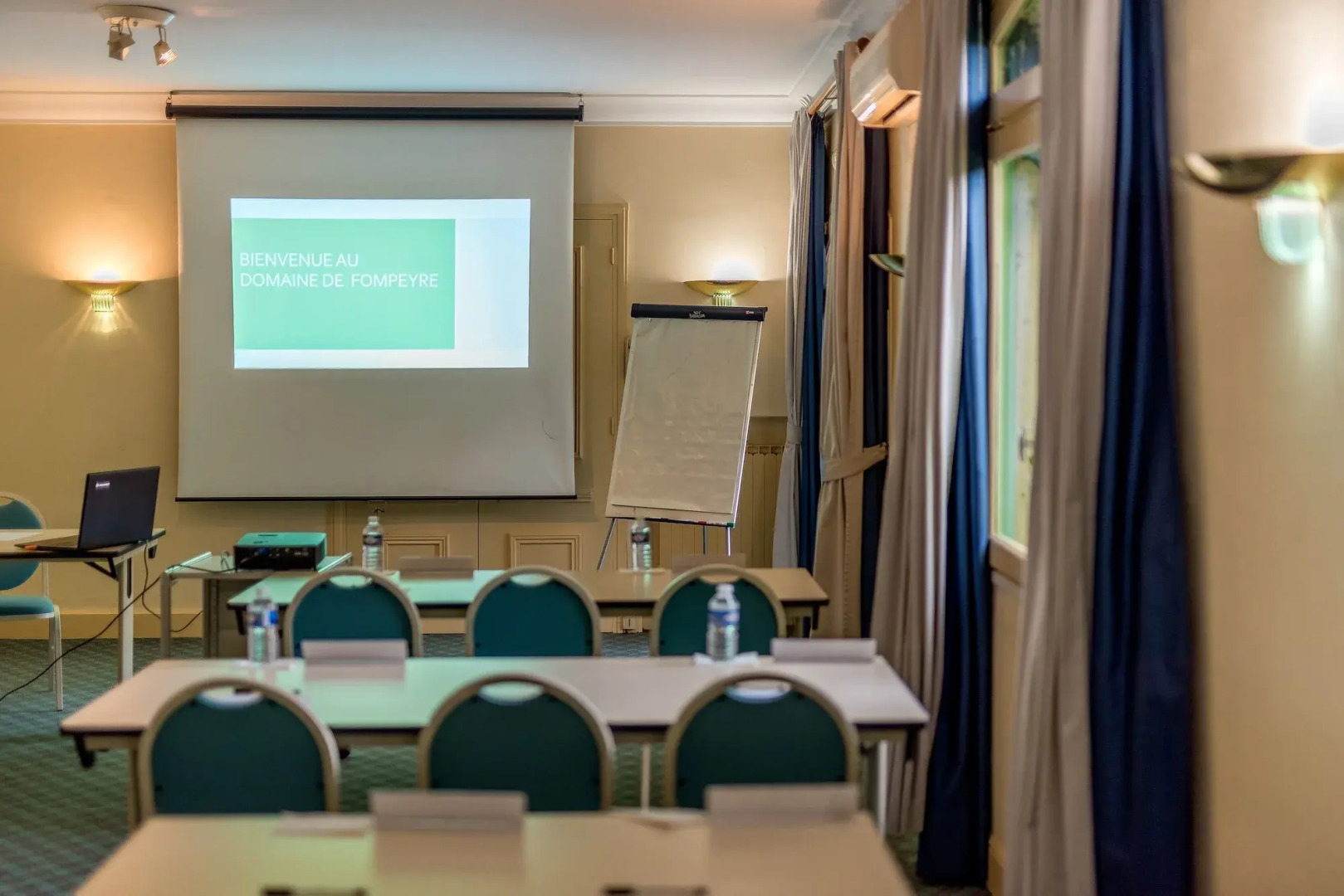 Logis Hôtels- Hôtel et Restaurant Domaine de Fompeyre