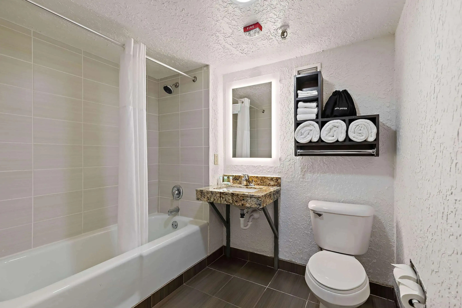 AmericInn by Wyndham Rochester Near Mayo Clinic