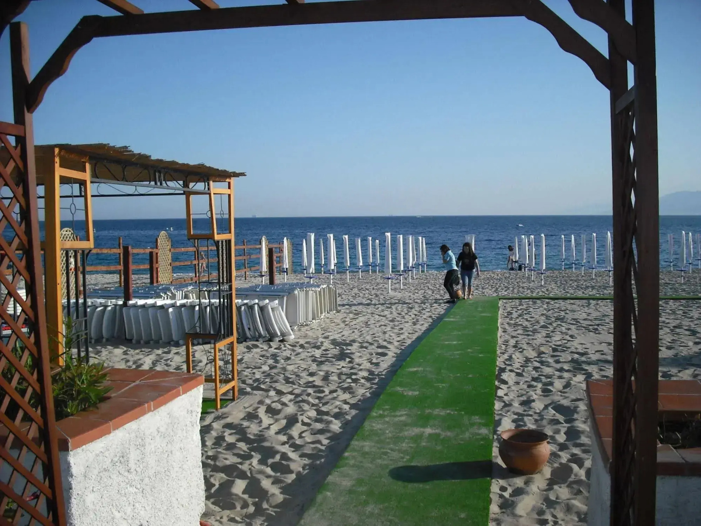 Regent Beach Hotel & Apartments