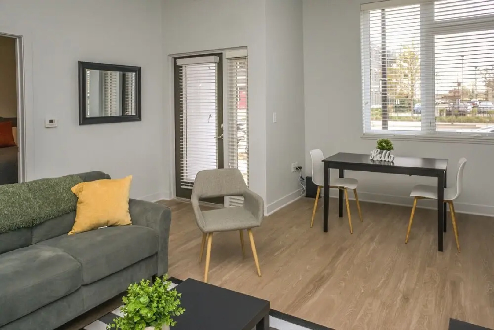 FRONTDESK District at 6th Des Moines