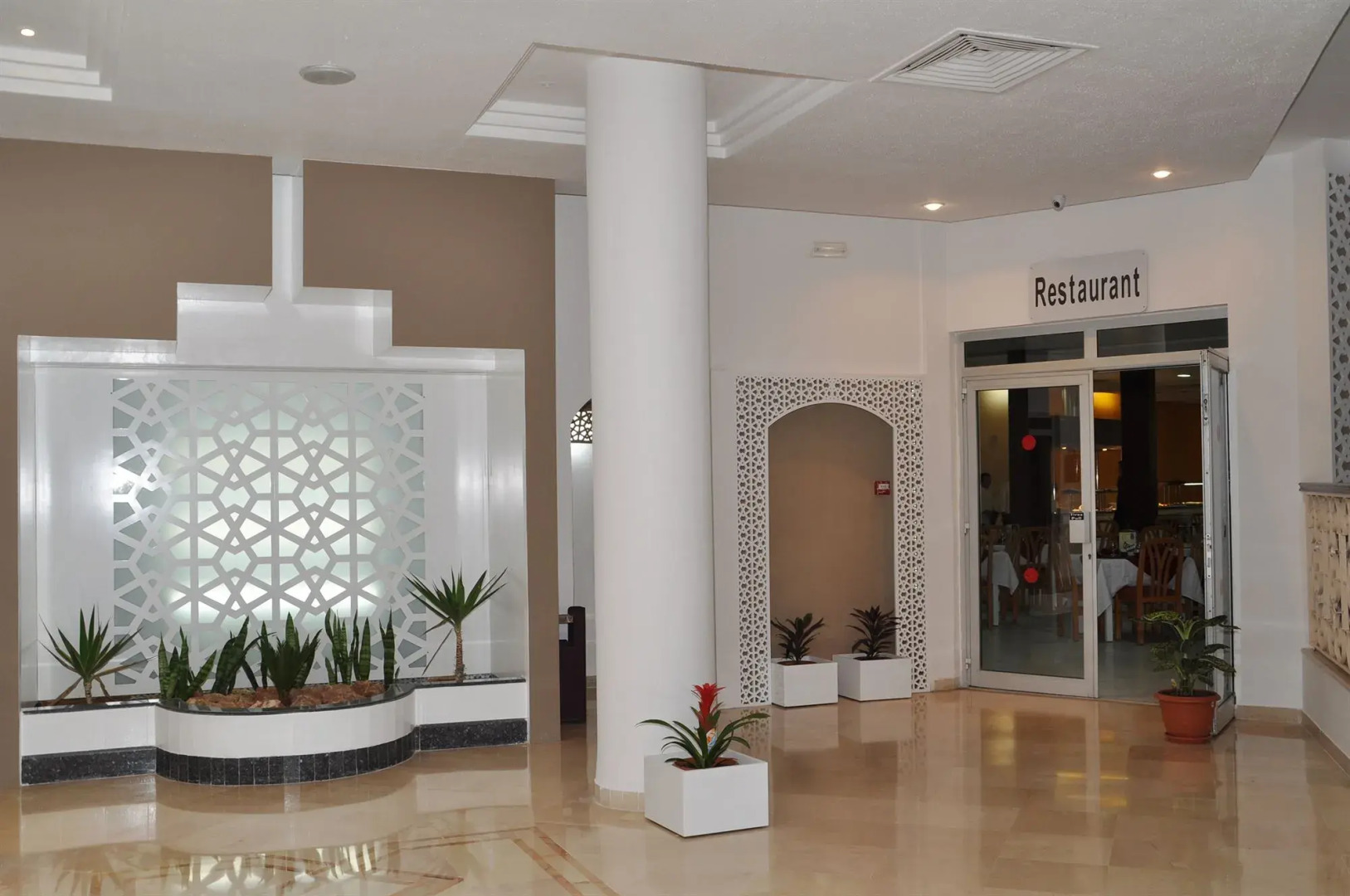 Hotel Neptunia Skanes