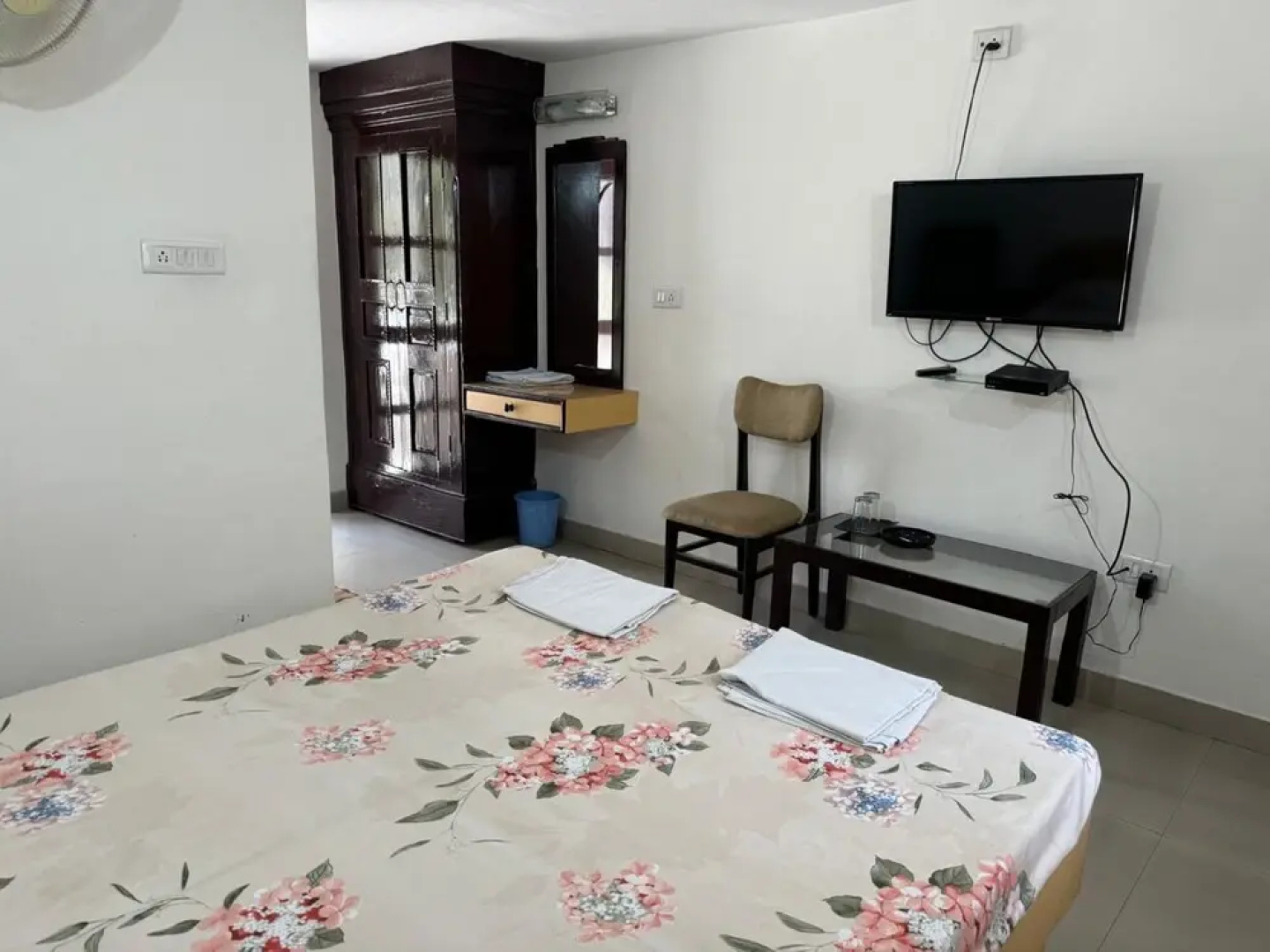 Goroomgo Jewel Premium Pathankot