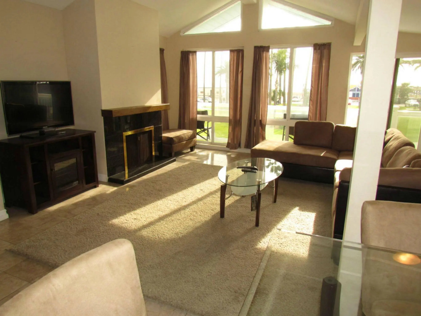 3 Bedroom Duplex with Ocean View