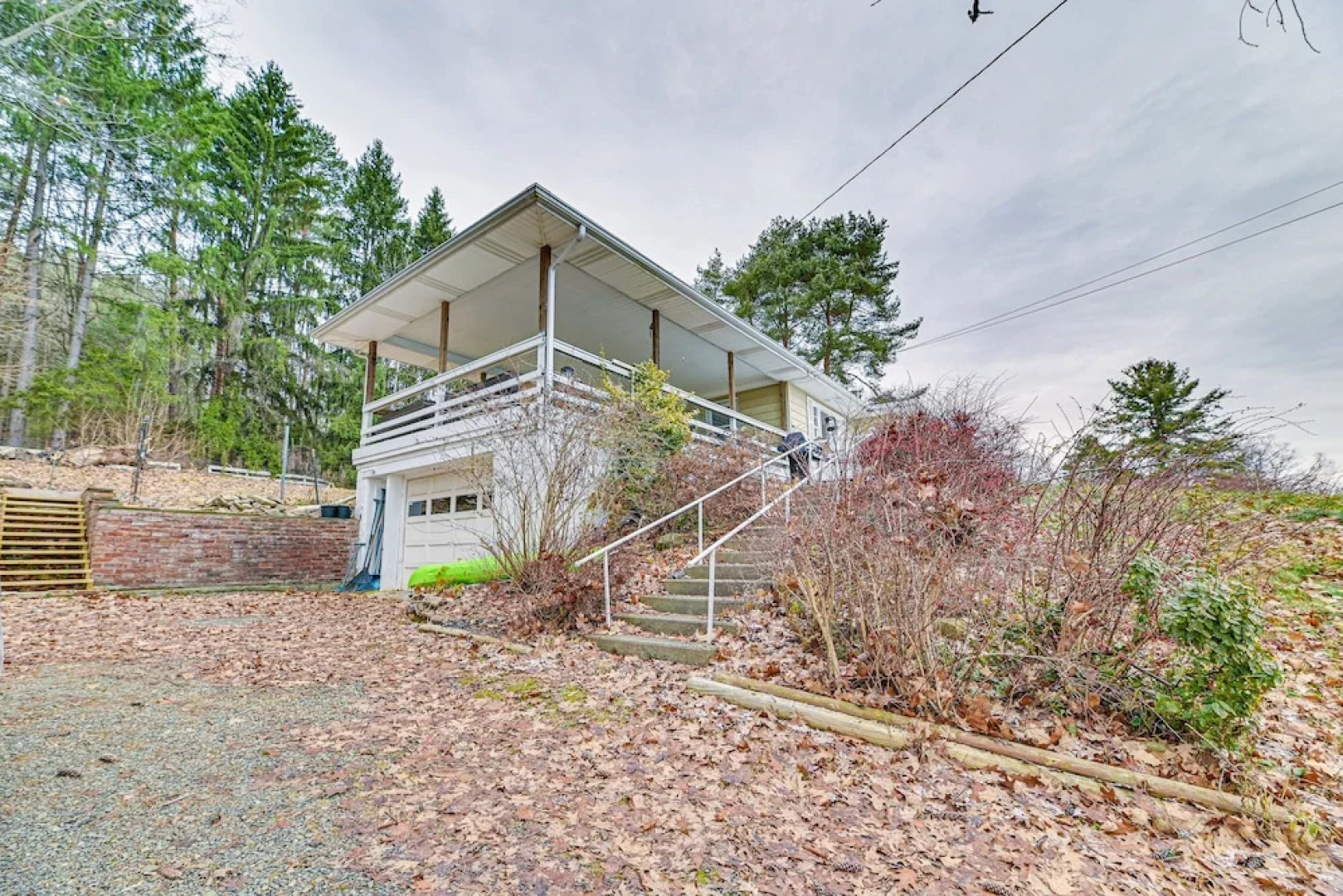 Pet-friendly New York Escape w/ Deck & Lake Views!