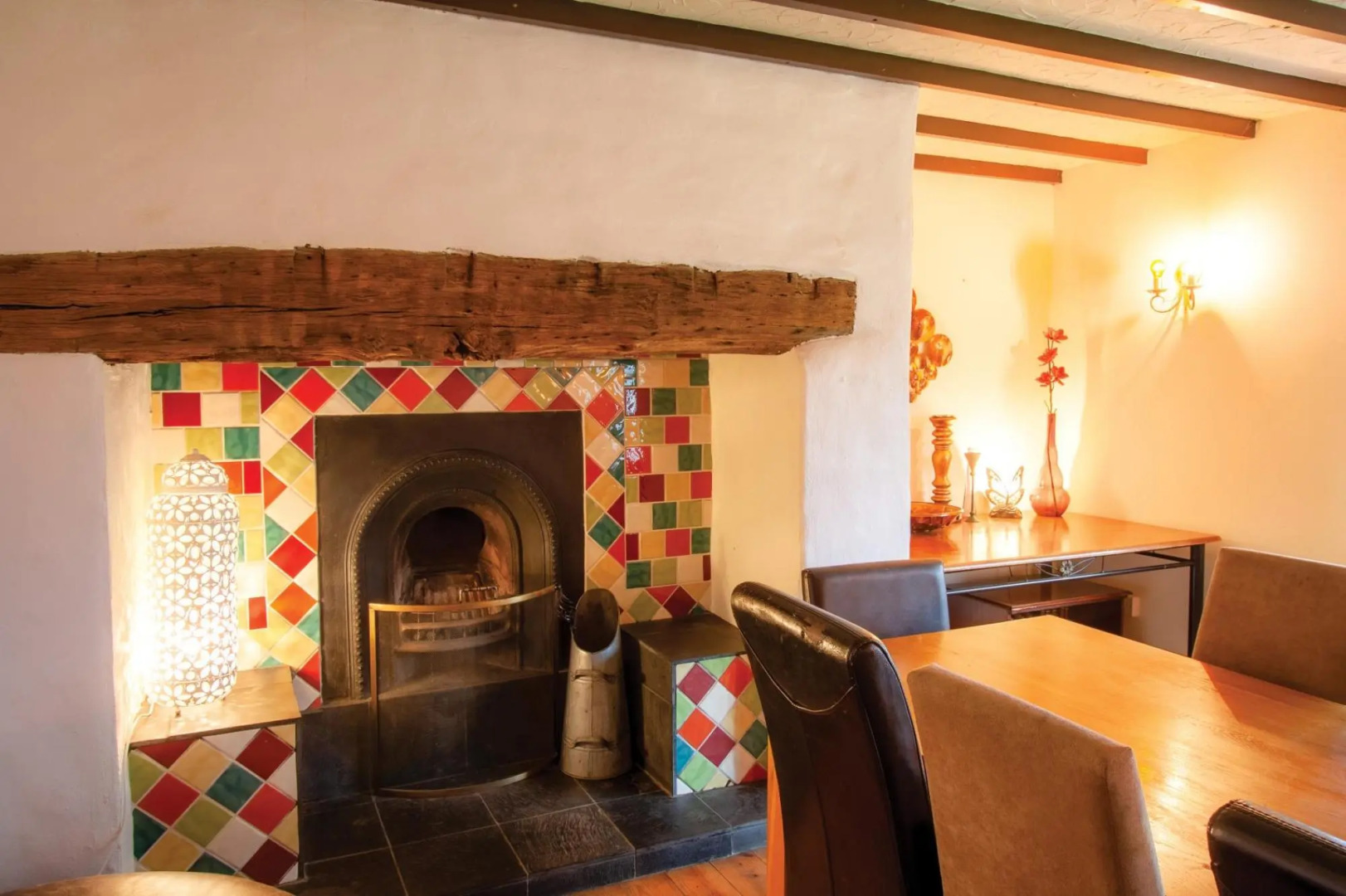 The Lake House Retreat - 7 Bedroom Holiday Home - Sleeps 20 - Southgate