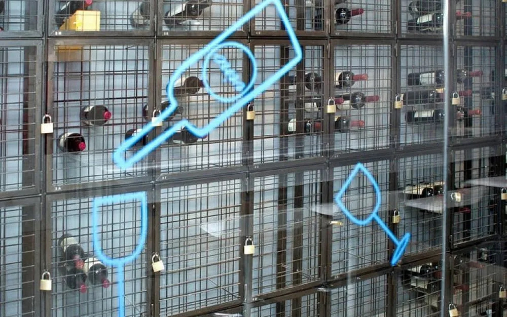 BA Hollywood Apartments