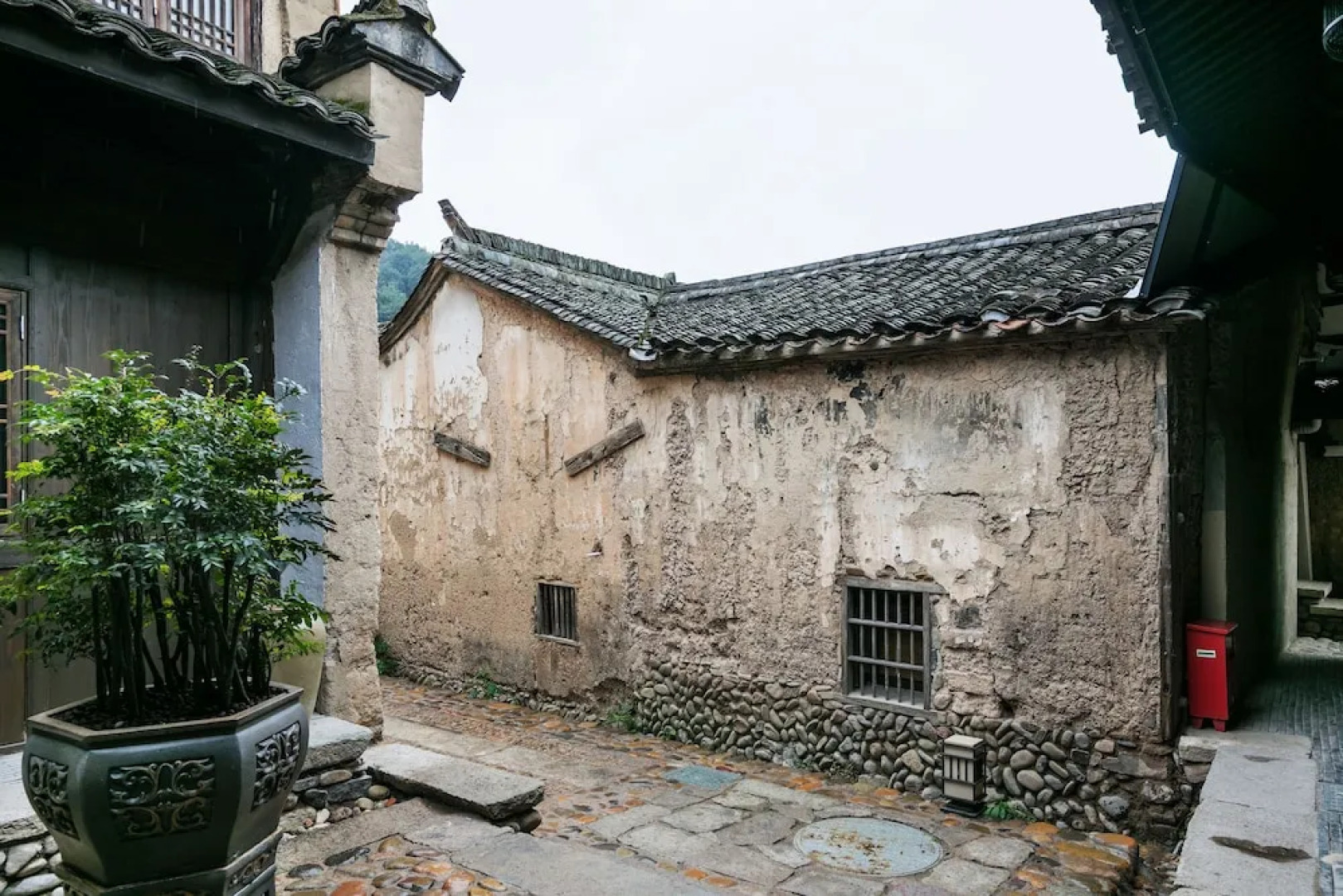 Xiananshan Village Hotel